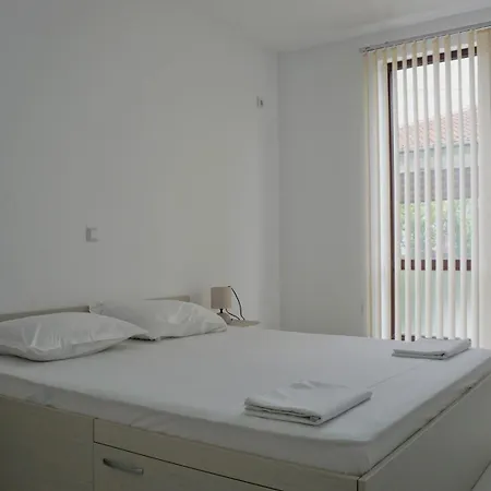 Holiday home ема - Ema *