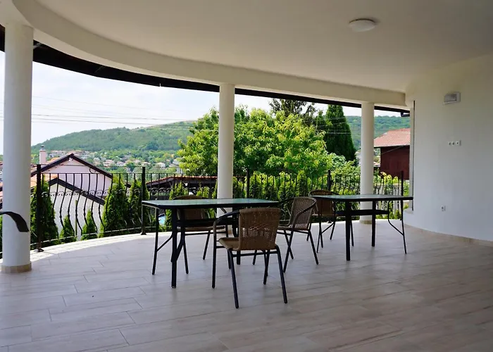 Dom wakacyjny ема - Ema Bałczik